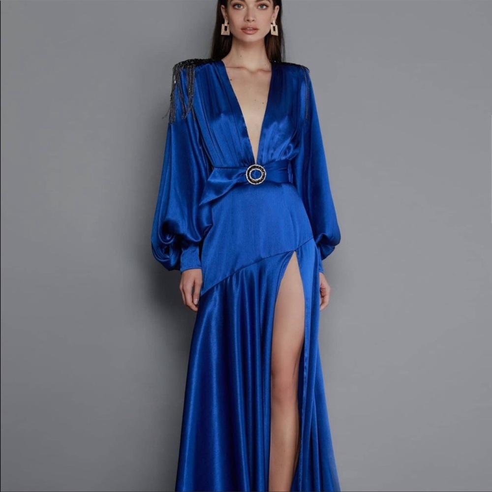 Bronx and Banco gown